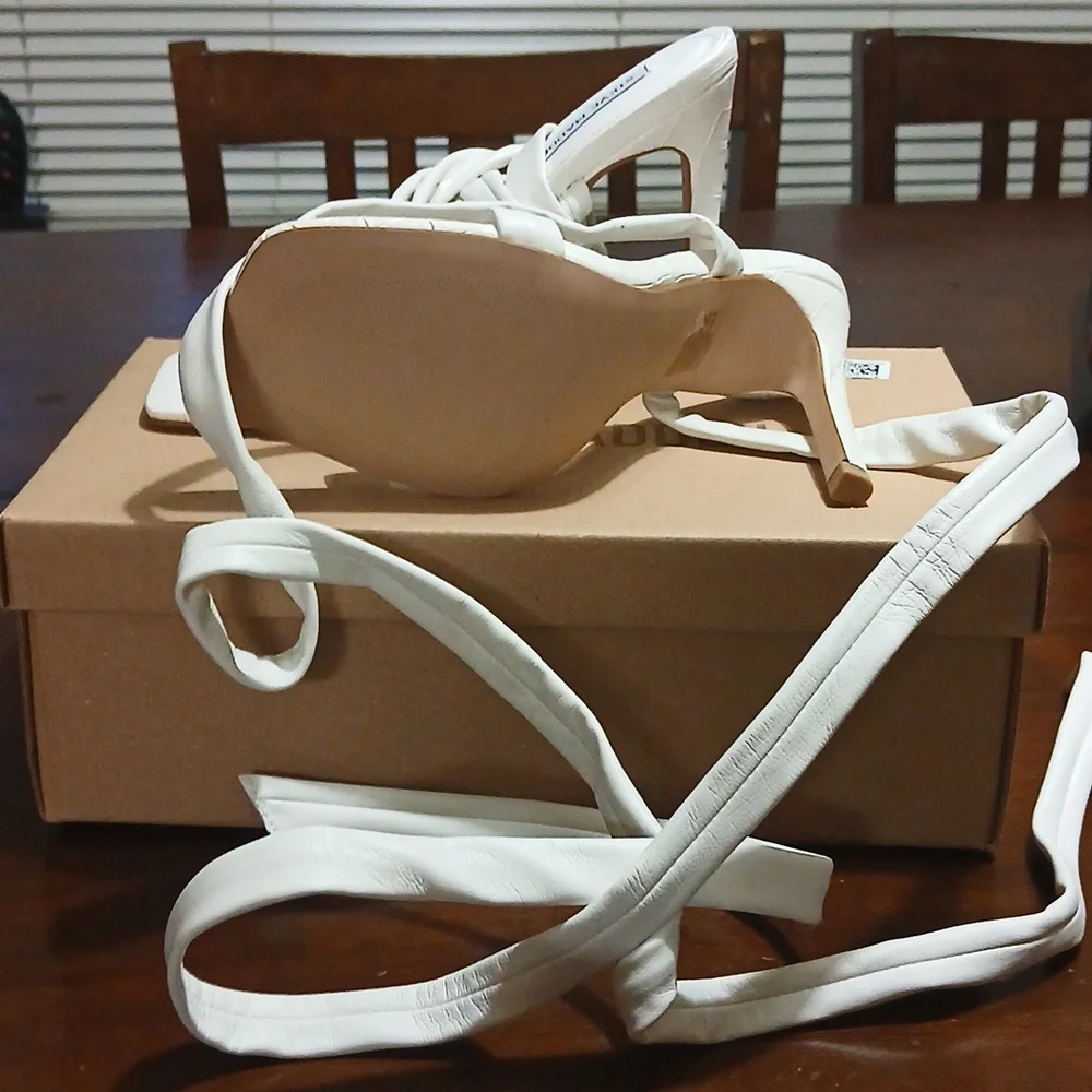 NWOT Steve Madden Wrap Heels - Picture 7 of 7